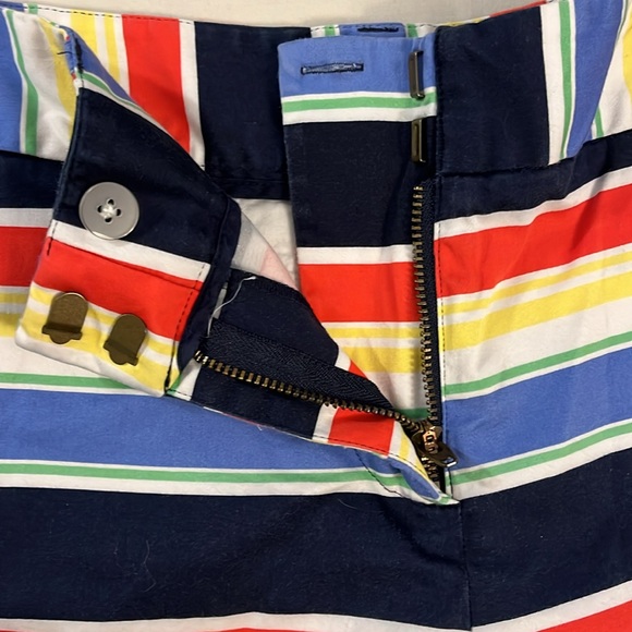 Vineyard Vines Striped Shorts - Size 6 - Picture 5 of 9